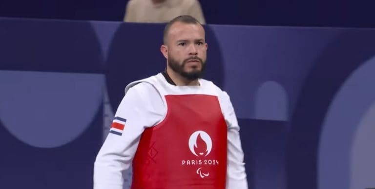 Parataekwondista tico Andrés Molina obtiene su segundo diploma paralímpico en París 2024