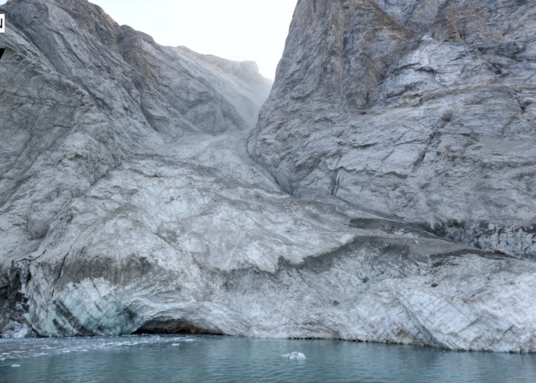 Efecto mariposa: cambio climático causó un deslizamiento en Groenlandia, megatsunami y vibraciones globales durante nueve días