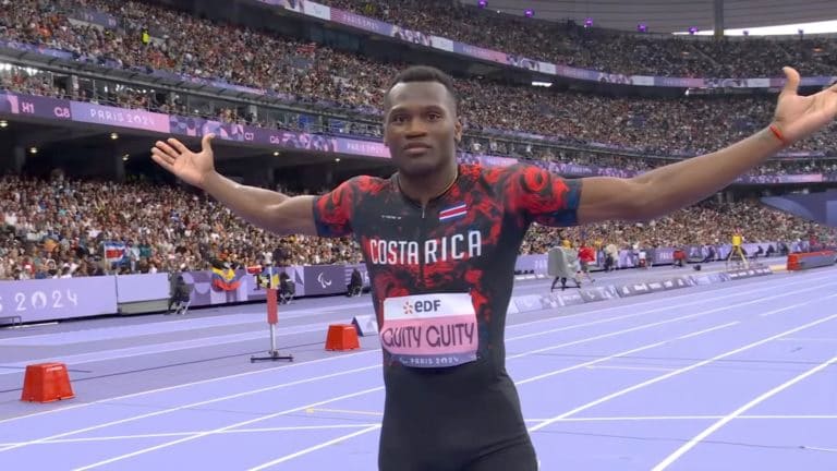 Sherman Güity clasifica a la final de los 200 metros planos T64 en los Juegos Paralímpicos París 2024
