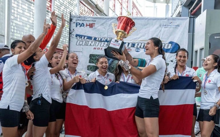 Costa Rica se corona campeona centroamericana de hockey sobre césped en femenino