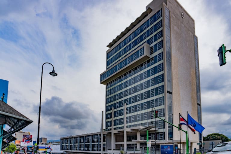 CCSS demanda a la Contraloría por orden de solucionar "crisis institucional" tras salida forzosa de sistema ERP-SAP