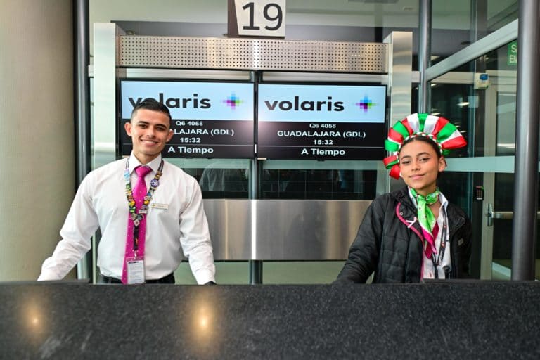 Volaris inauguró su nueva ruta San José - Guadalajara