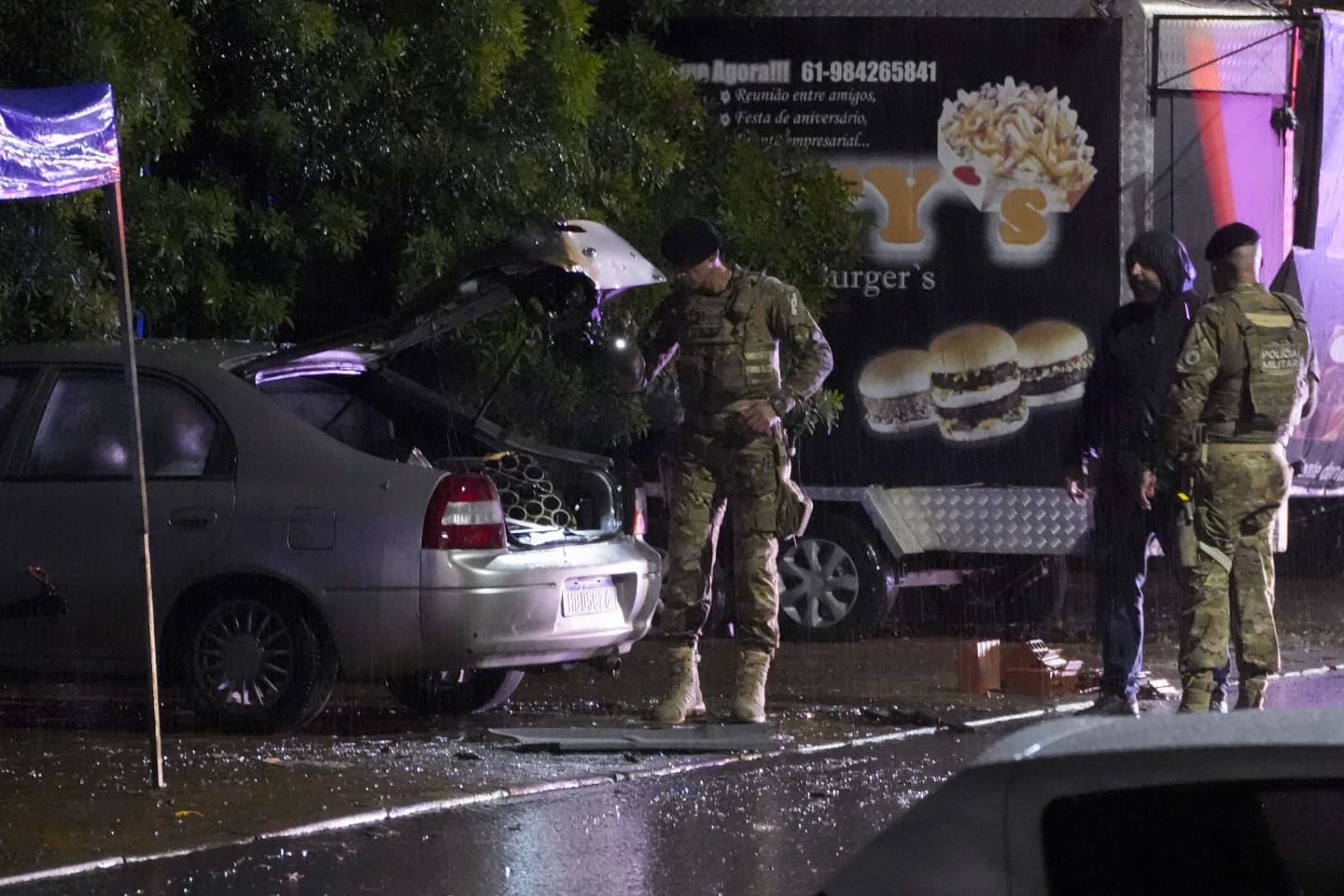 Imagen principal del artículo: Atentado con explosivos sacude el centro político y de gobierno de Brasil