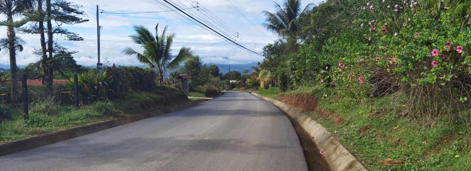 Imagen principal del artículo: Inauguración de obra vial en Pérez Zeledón mejora el acceso al Corredor Biológico Alexander Skutch