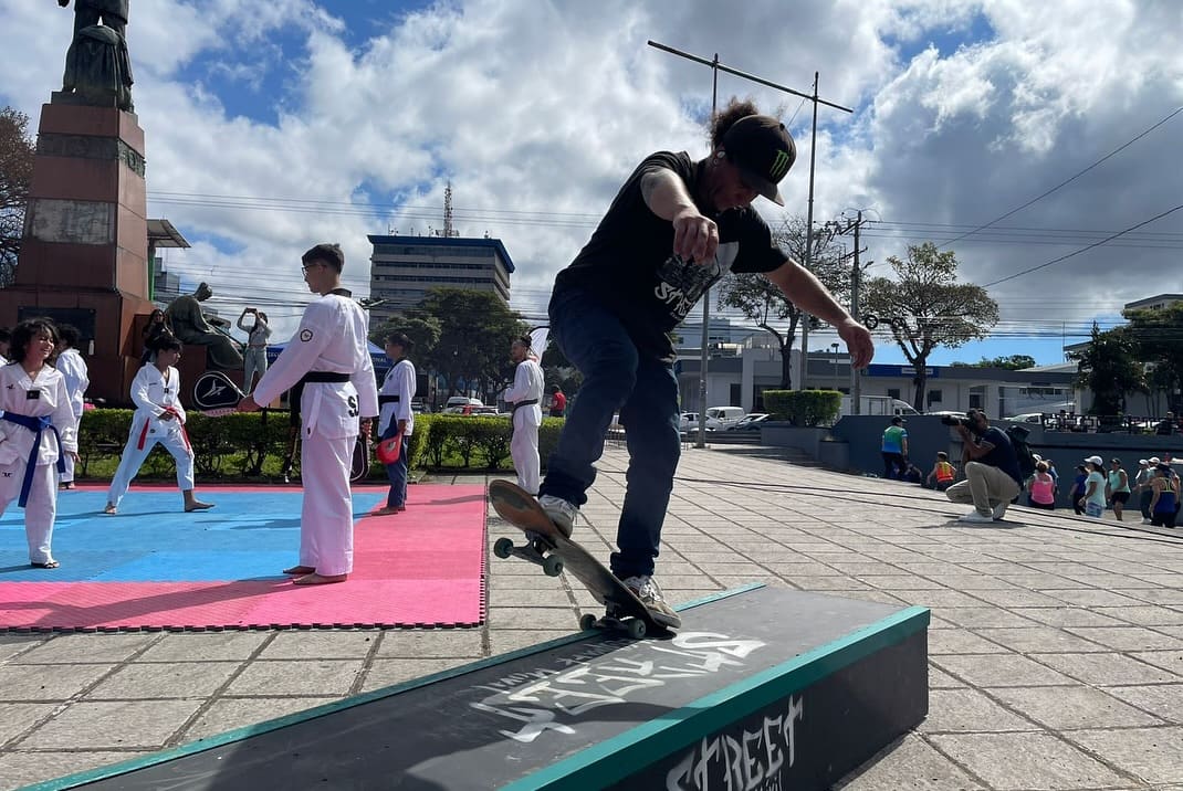 Imagen principal del artículo: Municipalidad de San José cerrará calles del Paseo Colón durante los domingos de febrero para estimular el deporte