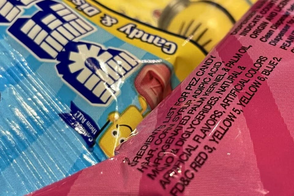 Imagen principal del artículo: Salud solicitó a la Comisión Centroamericana de Aditivos Alimentarios evaluar uso del colorante Rojo N° 3