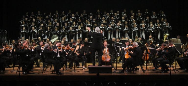 Cultura nombró al español Andrés Salado como nuevo director de la Orquesta Sinfónica Nacional