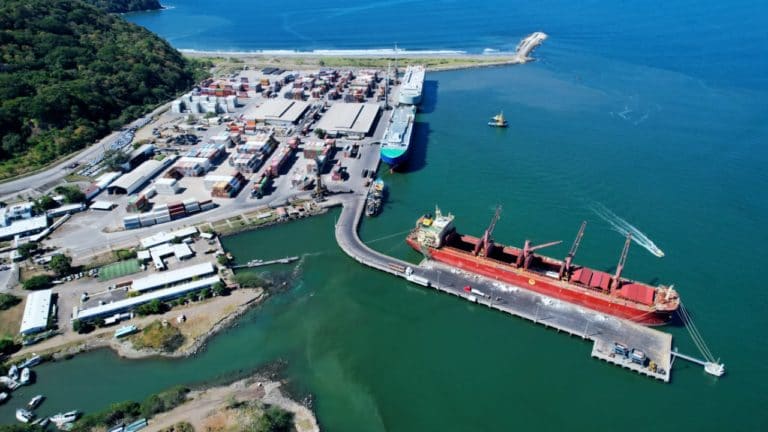 Nueva directriz aduanera aumentará congestión en el Puerto de Caldera, advierte concesionario