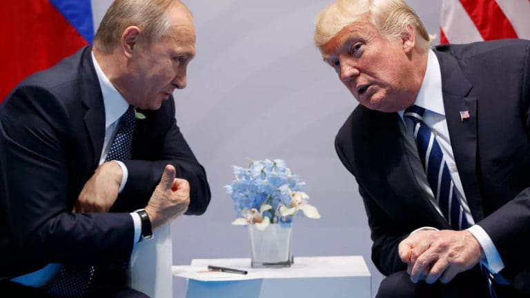 La Unión Europea refuerza sanciones contra Rusia para empujarla a conversaciones de paz