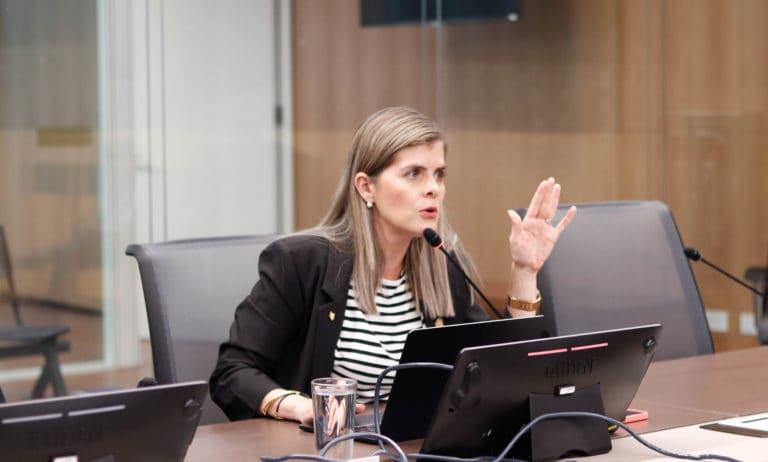 Laura Fernández tendrá la bancada oficialista más grande desde 1982