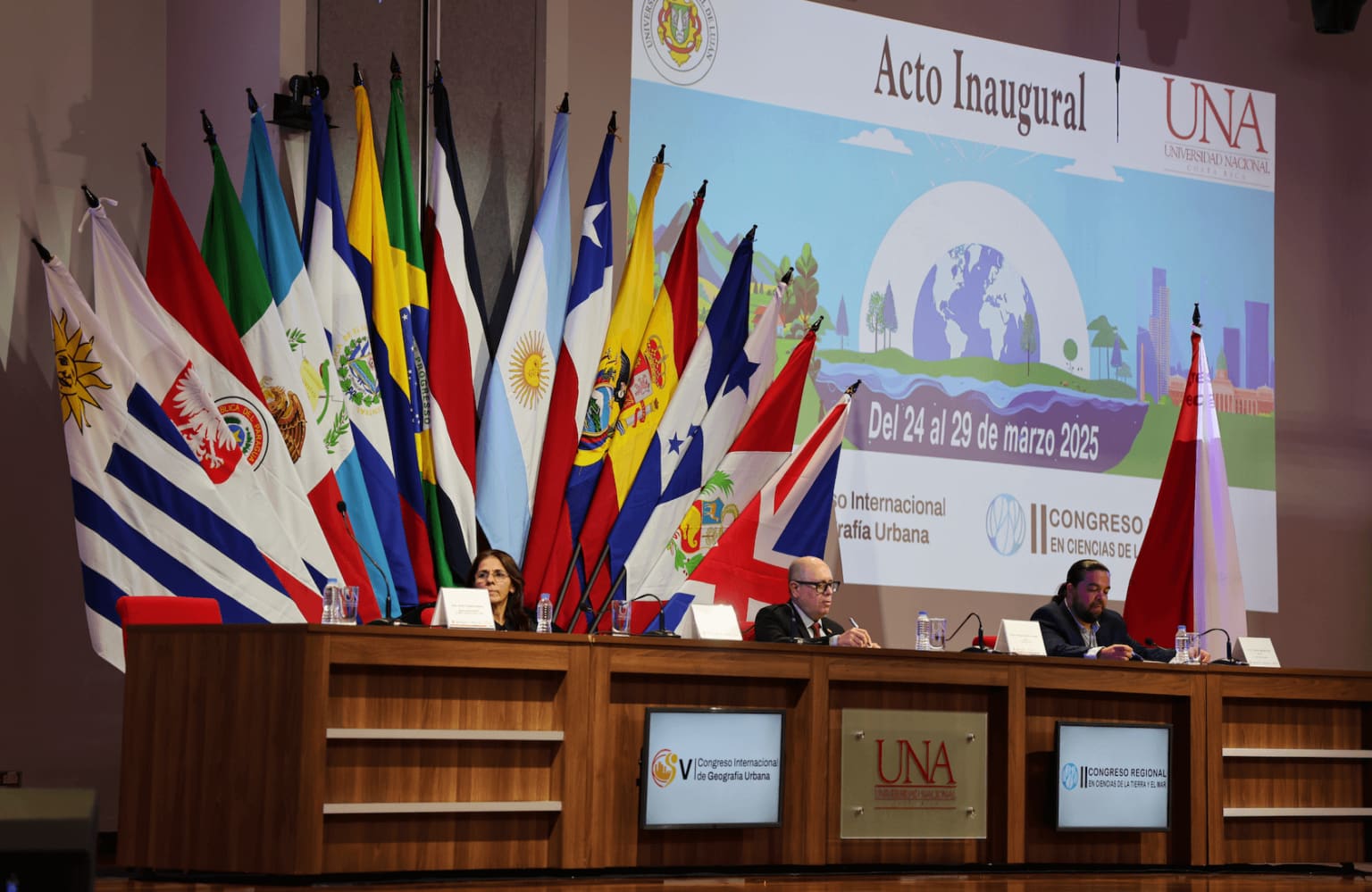 Imagen principal del artículo: UNA celebró congreso internacional para repensar el territorio frente a la crisis climática