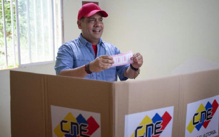 Venezuela elige simbólico "gobernador del Esequibo" pese a cuestionamientos internacionales