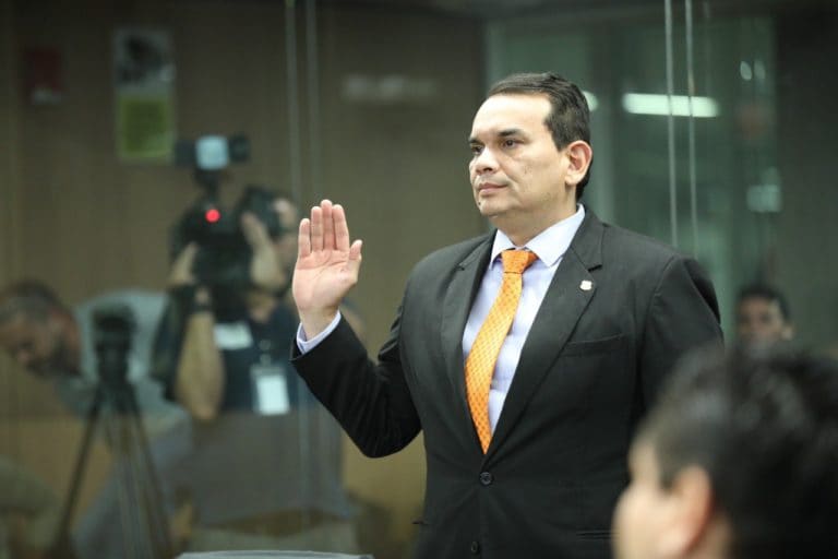 Corte Plena amplía por tres meses la suspensión al director del OIJ, Randall Zúñiga