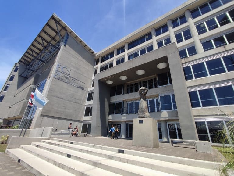 Facultad de Ciencias Sociales de la UCR rechaza jornadas laborales de 12 horas