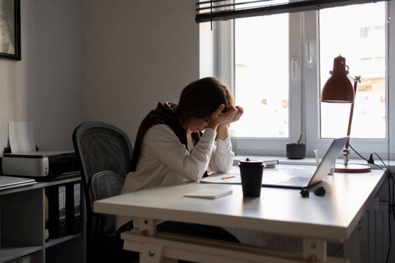 COLTRAS rechaza vía rápida para jornadas de 12 horas y advierte retroceso en derechos laborales