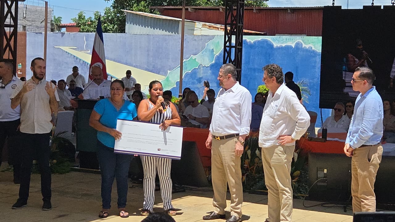 Imagen principal del artículo: Gobierno establece ₡1.700 millones para programa de pago por servicios ecosistémicos marinos