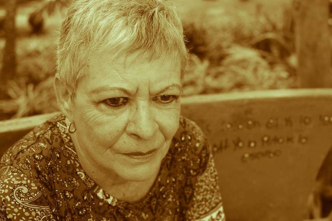 Imagen principal del artículo: Poetas leerán a los autores que marcaron su obra en una nueva "Noche de Covers"