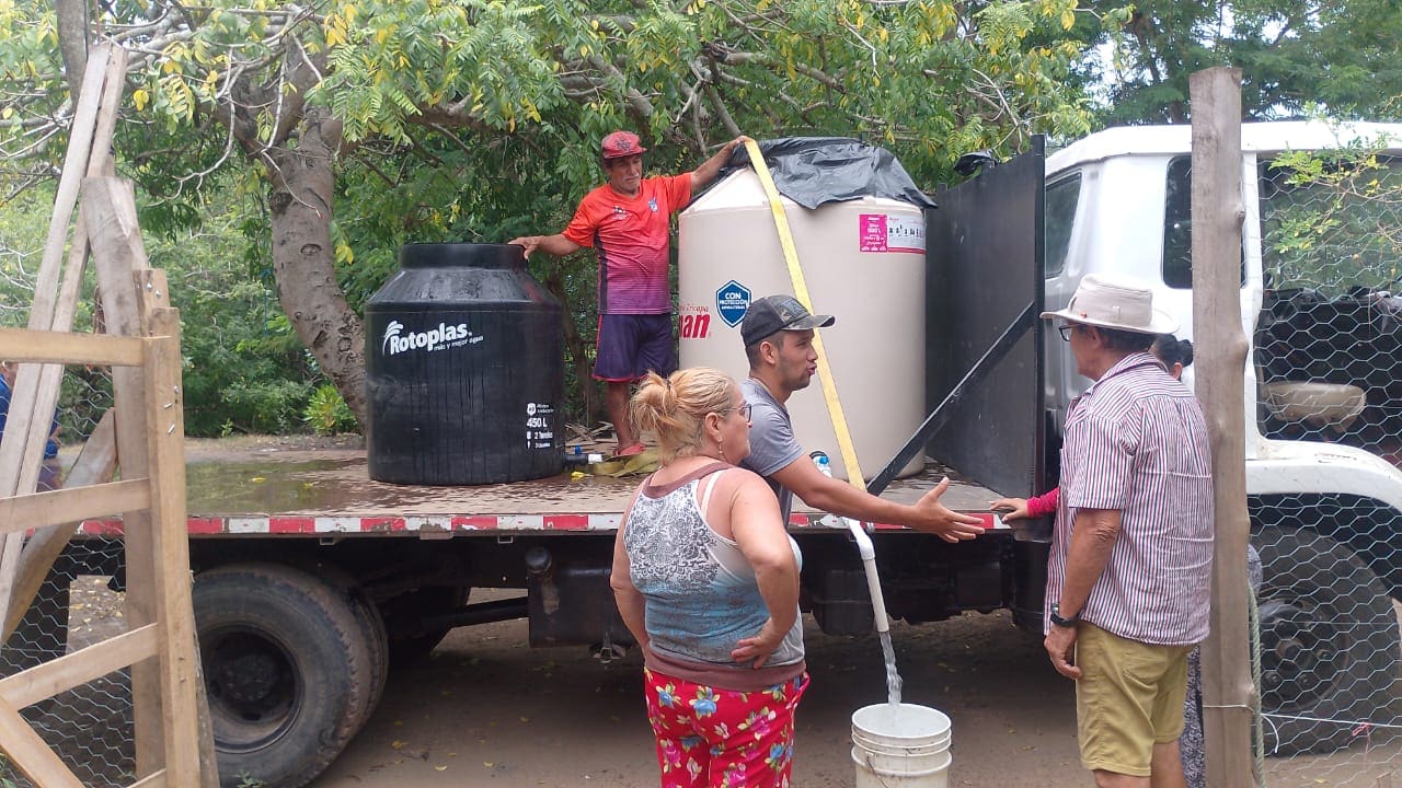 Imagen principal del artículo: Comunidades de Chomes en Puntarenas llevan 13 días sin agua potable