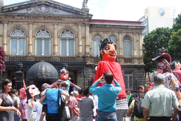 Costa Rica celebrará el Día de la Mascarada Tradicional con actividades culturales en todo el país