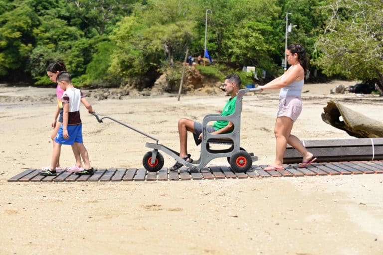Playa Blanca en Punta Morales se convierte en un nuevo destino turístico accesible del Pacífico costarricense