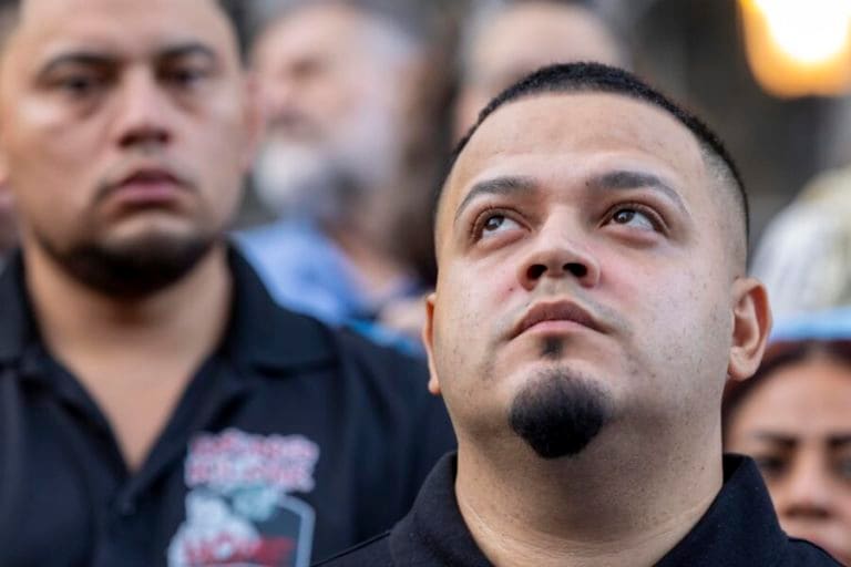 Ministro de Seguridad contradice afirmaciones del gobierno de Trump en tribunal que analiza deportación de Kilmar Abrego