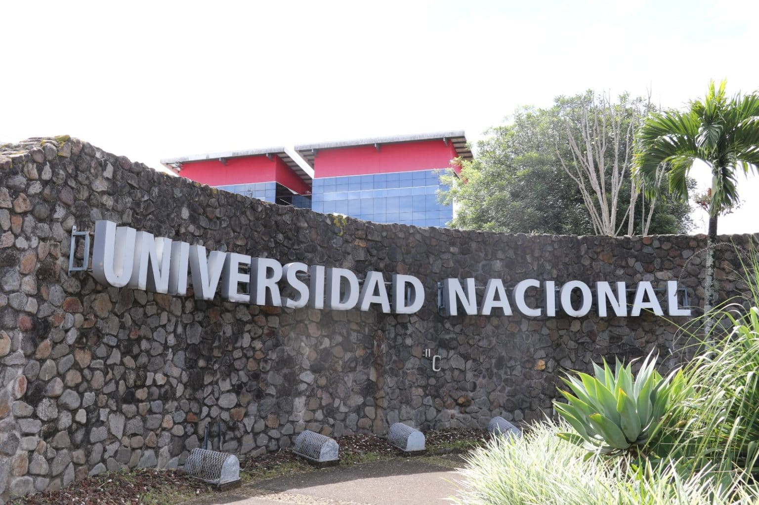 Imagen principal del artículo: UNA declara emergencia institucional por crisis de salud mental en comunidad universitaria