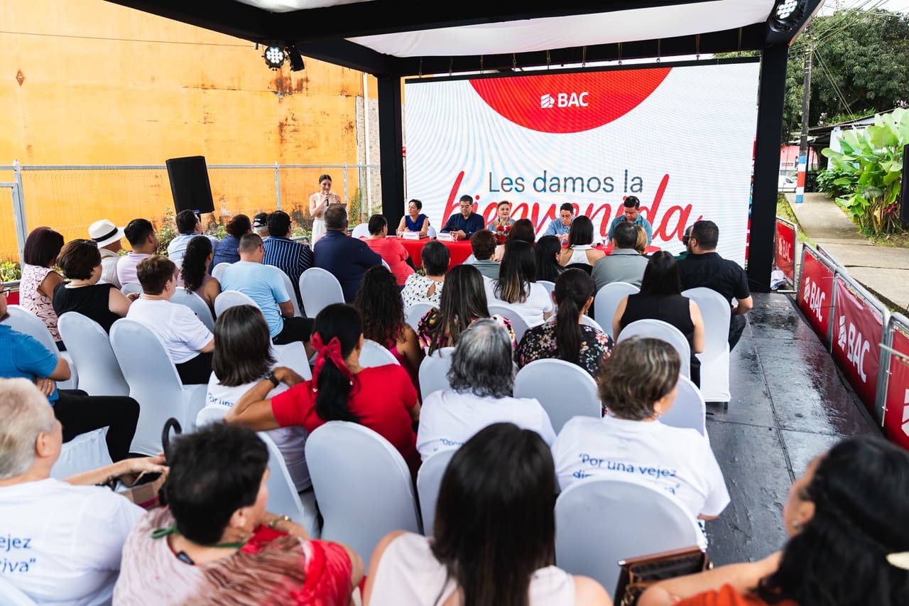 Imagen principal del artículo: Programa Comunidades BAC impulsa el desarrollo en La Palmera de San Carlos con apertura de panadería artesanal