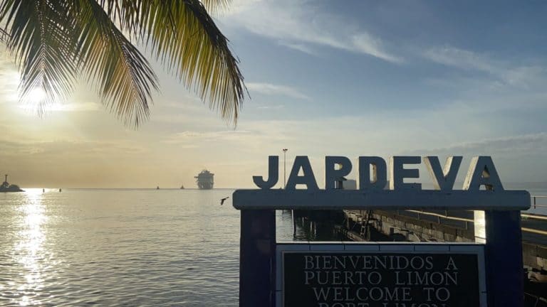 Asamblea aprueba en segundo debate "mini ley jaguar" para la marina de Limón