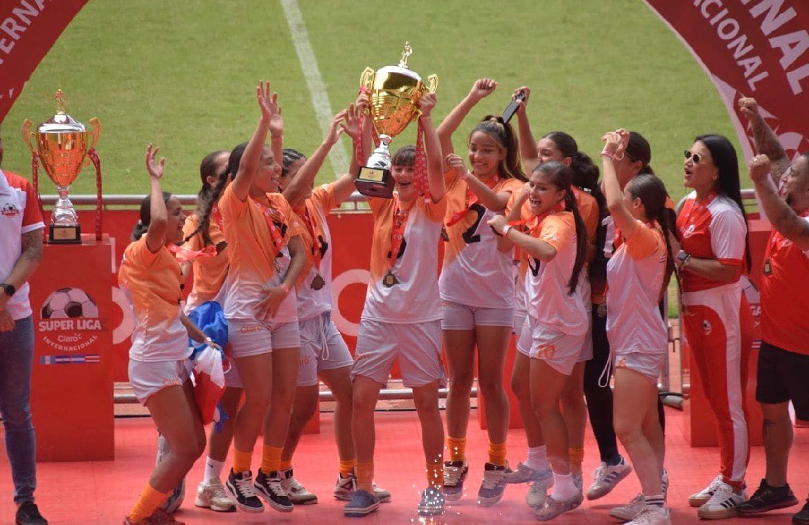Imagen principal del artículo: Claro abre inscripciones para el torneo de fútbol juvenil más grande de Centroamérica