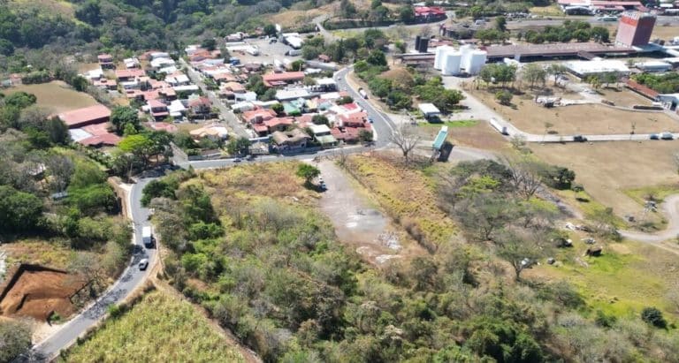 UNA anuncia la creación de un nuevo campus universitario en Grecia de Alajuela