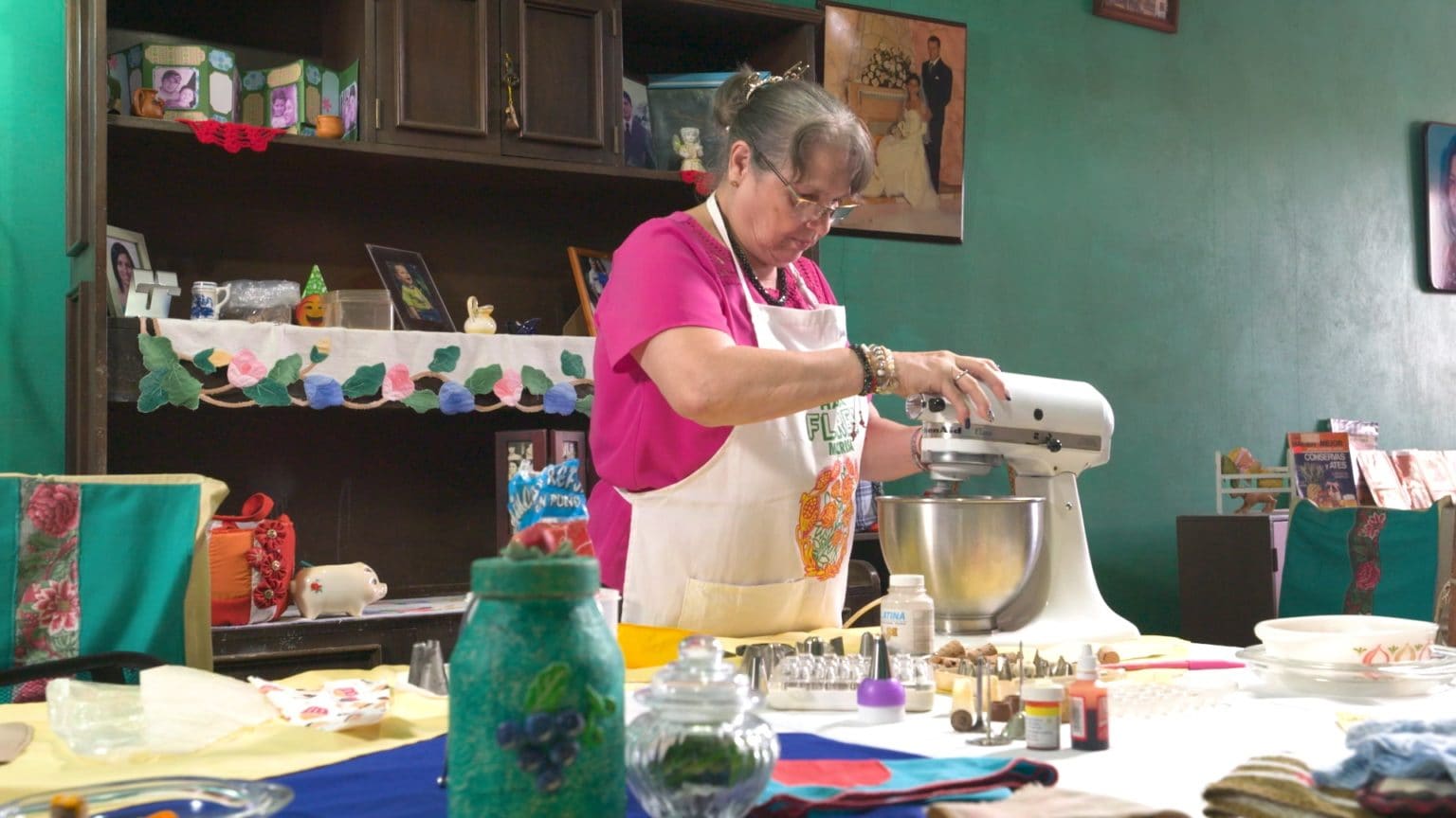 Imagen principal del artículo: UNED estrena documental sobre la memoria cultural y gastronómica de Turrialba