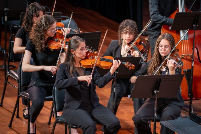 SINEM conformará orquesta sinfónica integrada exclusivamente por mujeres