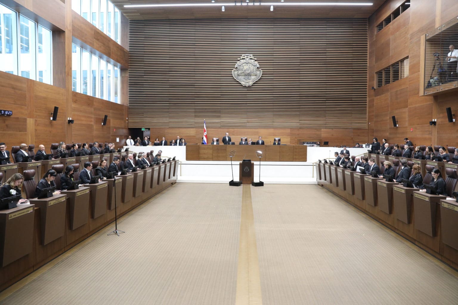 Imagen principal del artículo: Las formas políticas y las políticas formales: a propósito del 1 de mayo