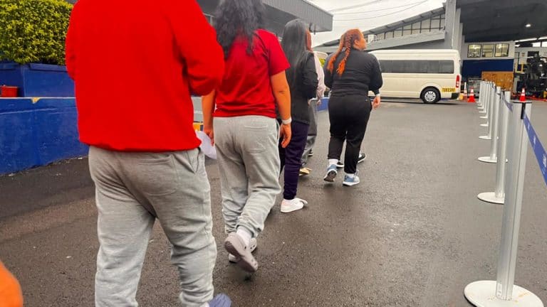 Costa Rica recibe nuevo grupo de deportados provenientes de Estados Unidos