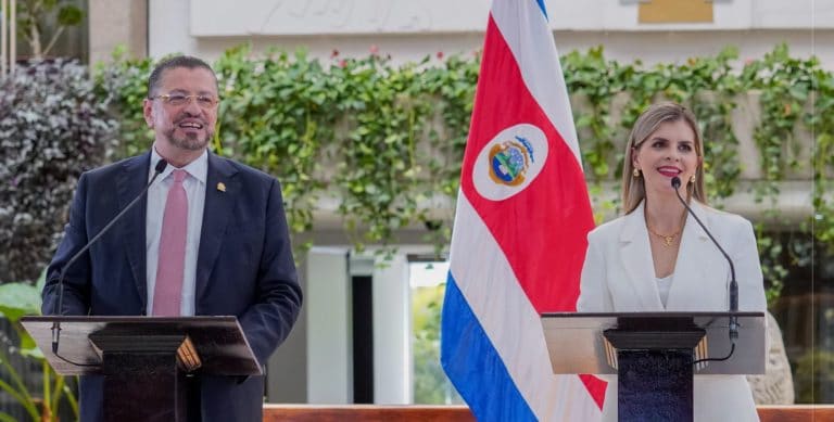 Gobierno promete no subir impuestos, pero alista 24 acciones fiscales