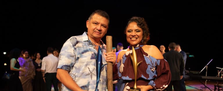 Nelly Juárez gana el "Festival Nacional de la Canción" con obra inspirada en su abuela guanacasteca