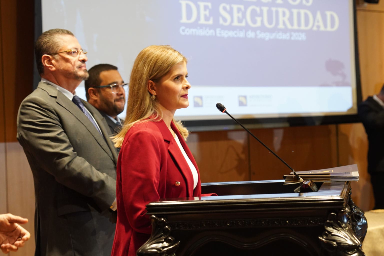 Imagen principal del artículo: Presidencia cuestiona operativo que permitió detener a "Diablo" y ordena a Pueblo Soberano convocar a jerarcas judiciales
