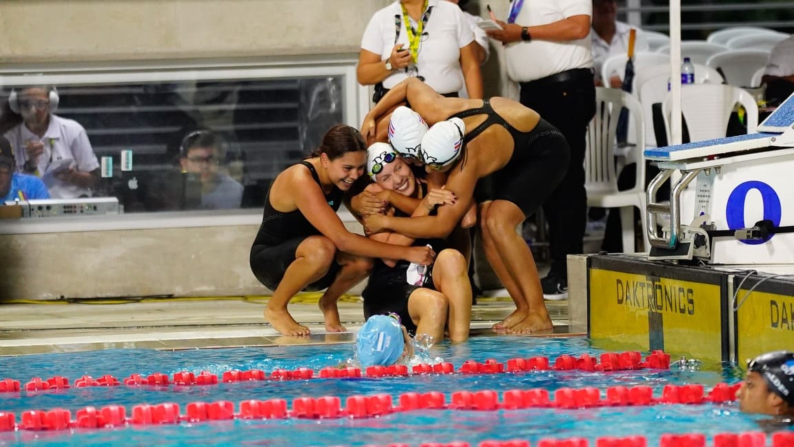 Imagen principal del artículo: Relevo femenino le da oro panamericano juvenil a Costa Rica