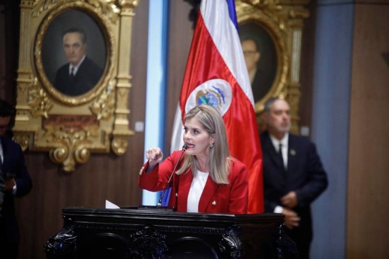 Fiscalía rechaza cuestionamientos de Fernández y Chaves sobre traslado de alias “Diablo”