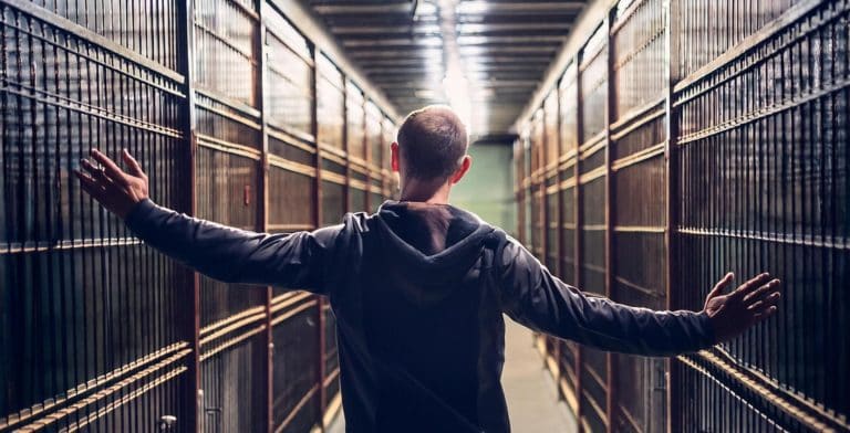 “I read the news today, oh boy…”: ¿cárcel y ciencia?