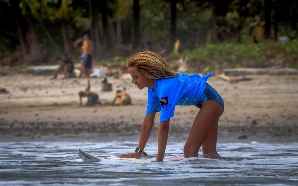 Imagen principal del artículo: Oficial: Costa Rica será sede de nuevo circuito regional de surf juvenil