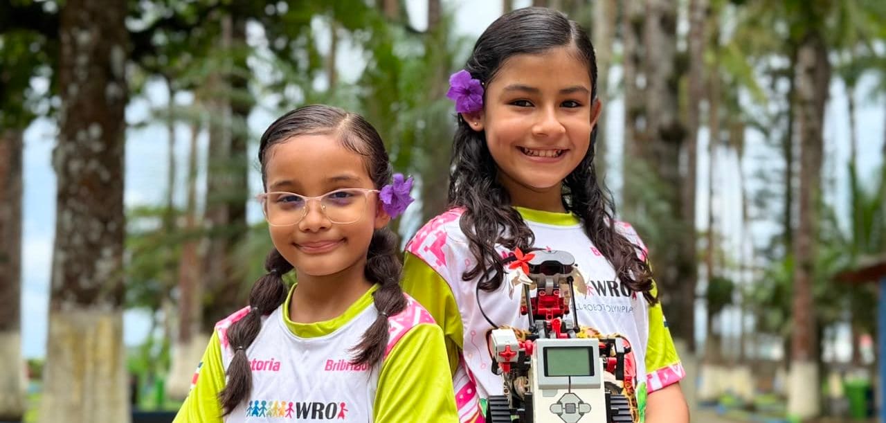 Imagen principal del artículo: Dos niñas limonenses clasifican a la final nacional de la "World Robot Olympiad" con un proyecto que promueve la lengua bribri