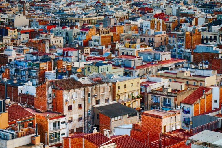 Retornos multidimensionales de la inversión en vivienda y mejoramiento de barrios (ejemplos concretos)