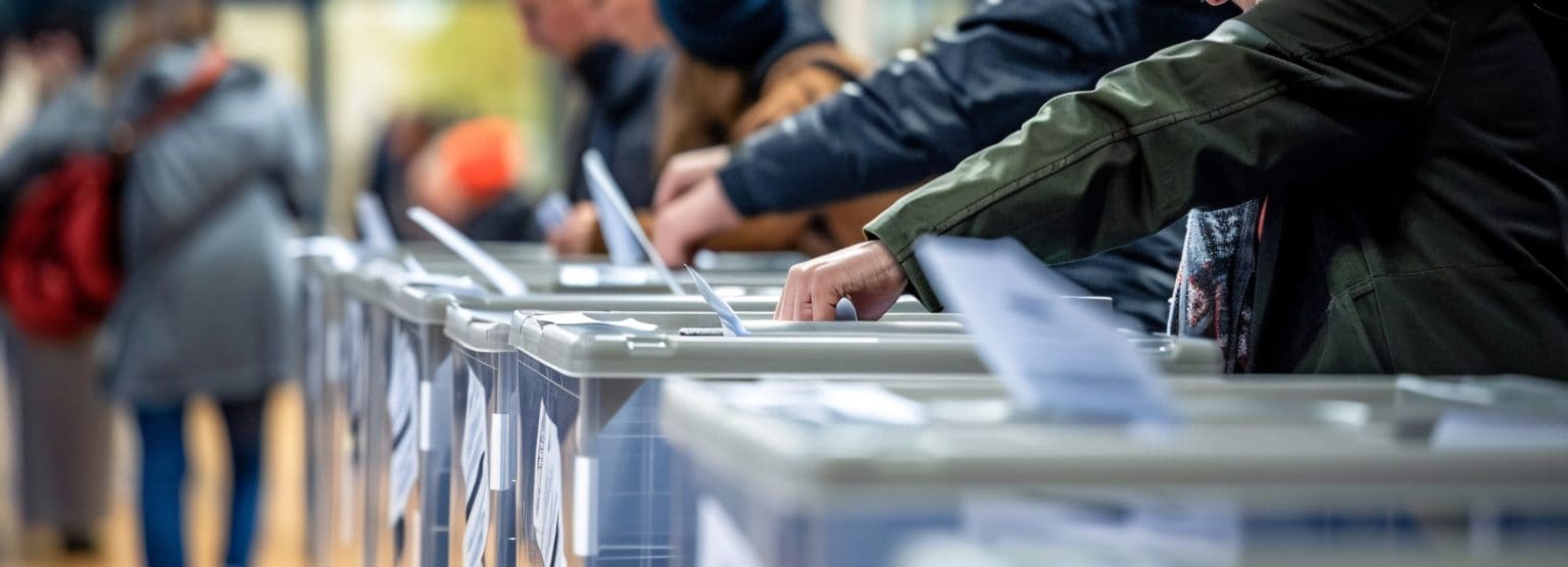 Imagen principal del artículo: Democracia más allá del voto