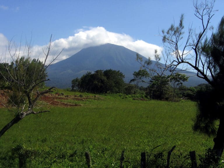 CNE declara alerta verde en algunos distritos de Upala y Liberia por actividad del volcán Rincón de la Vieja