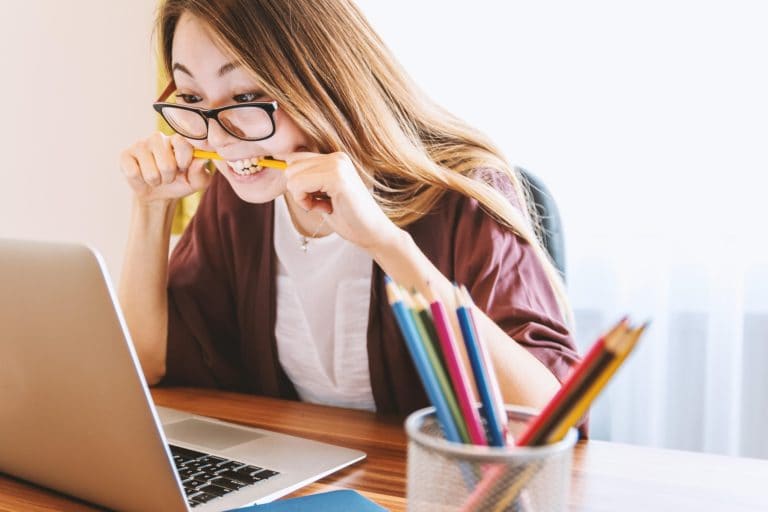 Trabajos perfectos y aprendizajes vacíos