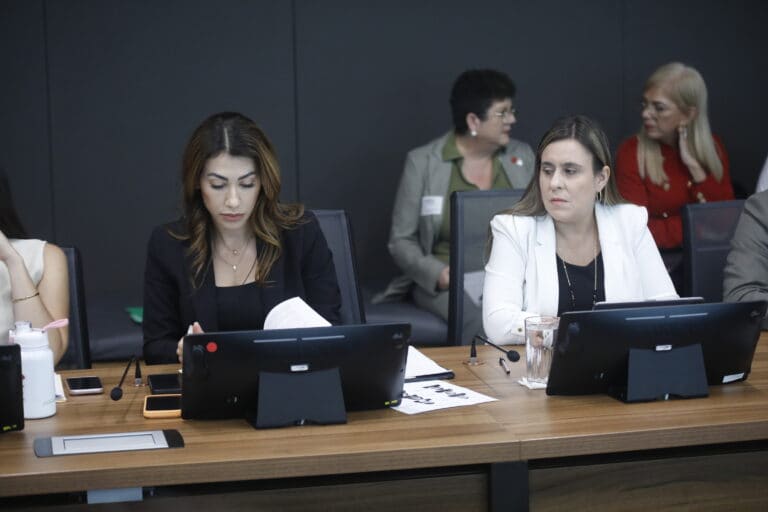 Predicar derechos, retroceder en garantías