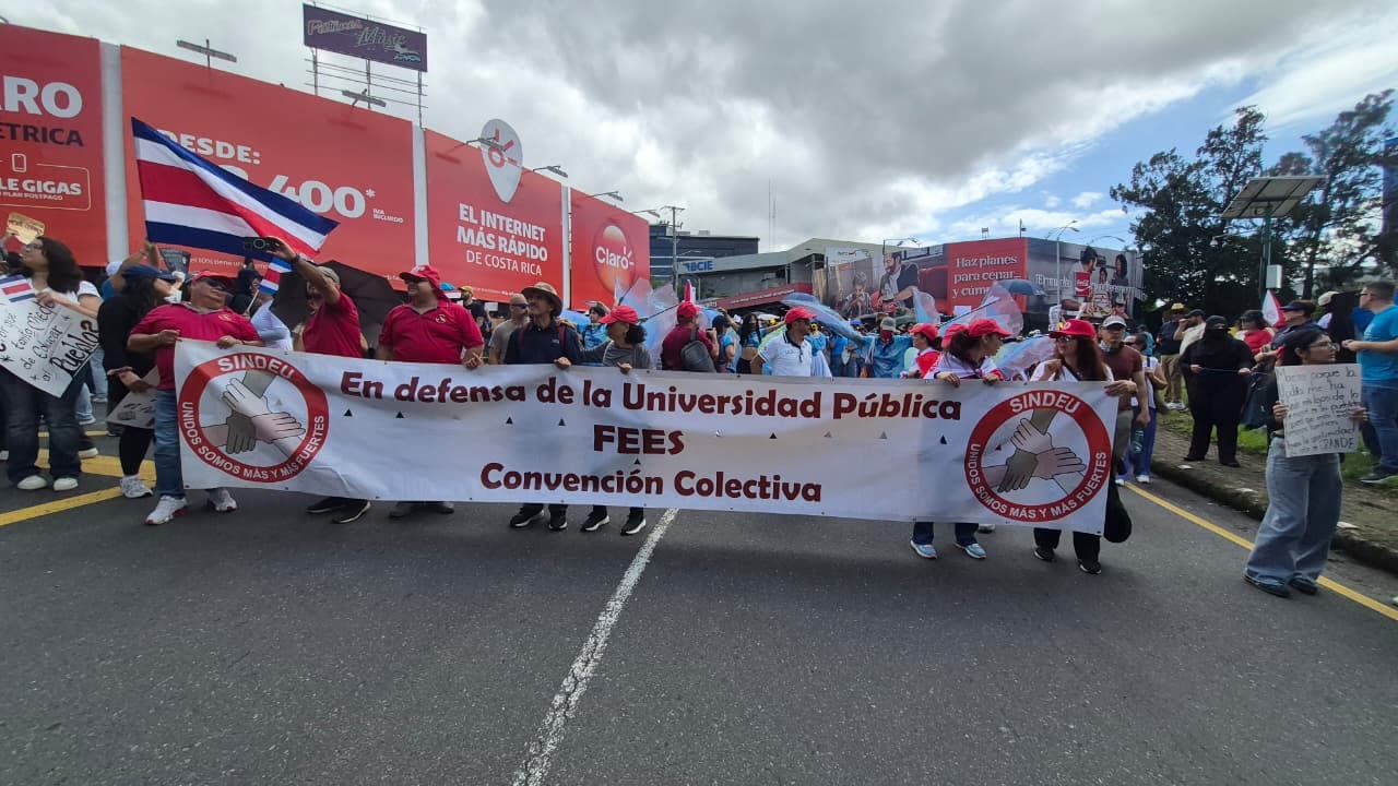 Imagen principal del artículo: Federación de sindicatos universitarios pide a rectorías apoyar cinco movilizaciones sociales durante noviembre