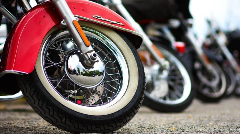 La moto: la salida individual a un fracaso colectivo